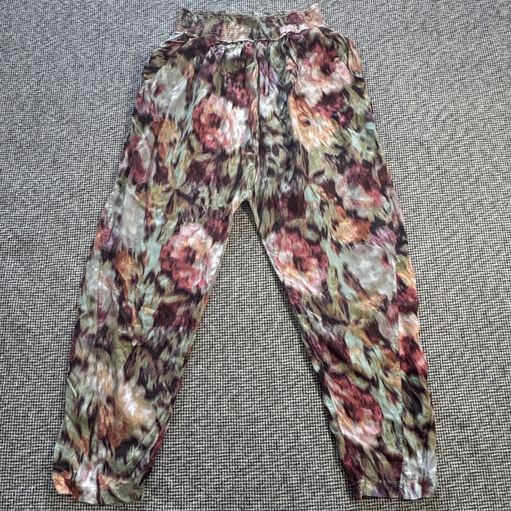 Out From Under Urban Outfitters Abstract Floral Smocked Joggers Multicolor M